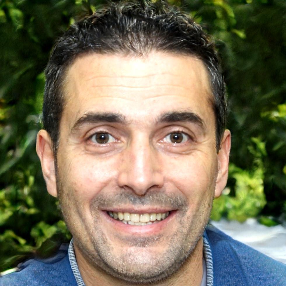 Felix Hartwell - Lead Financial Researcher at Digital Next Spot